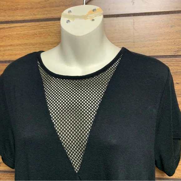Express one eleven black top size small deep mesh v front and back - Picture 2 of 9